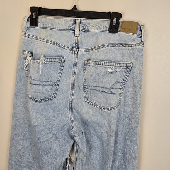 American Eagle Women’s SZ 10 Denim Baggy Jeans Straight Destroyed 31" Inseam - Picture 4 of 11